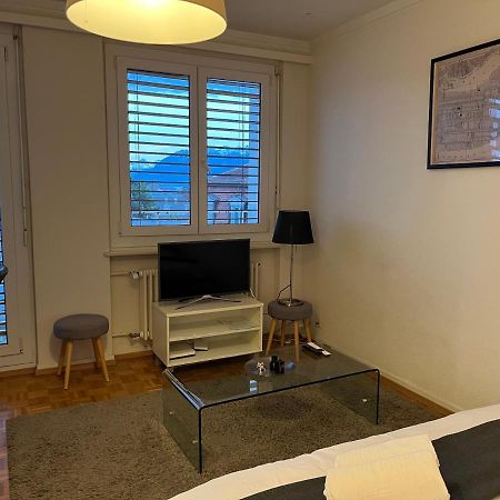 Beautiful Studio 2 Minutes From The Train Station Apartamento Lausana Exterior foto
