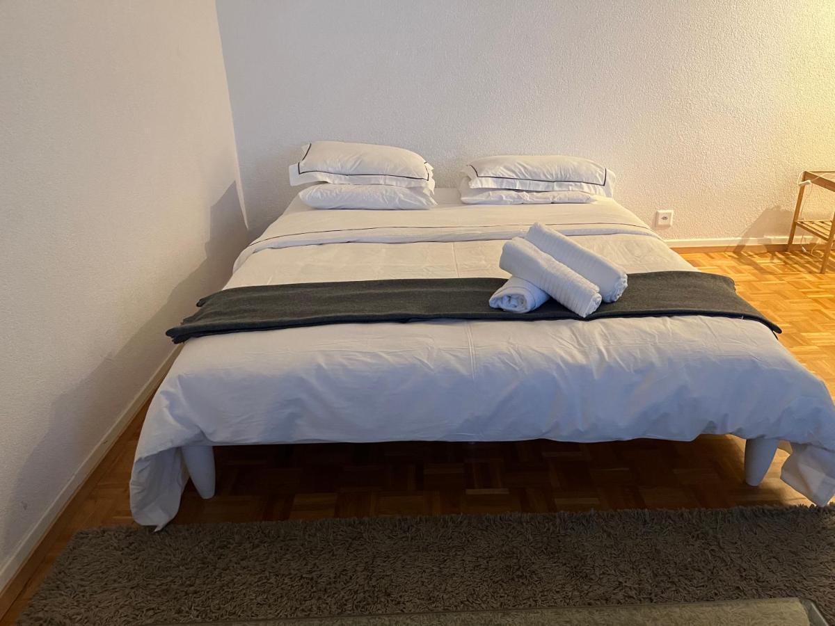 Beautiful Studio 2 Minutes From The Train Station Apartamento Lausana Exterior foto